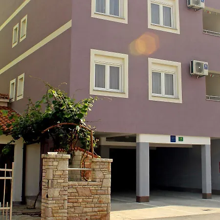 Jukan.4 Apartman