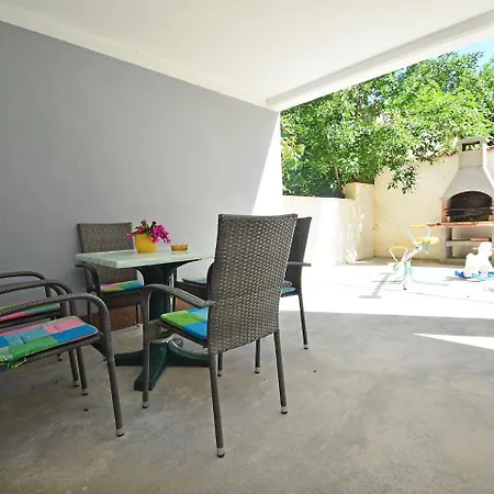 Apartment Jukan.4 * Pula