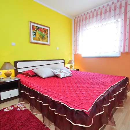 Jukan.4 Apartman *