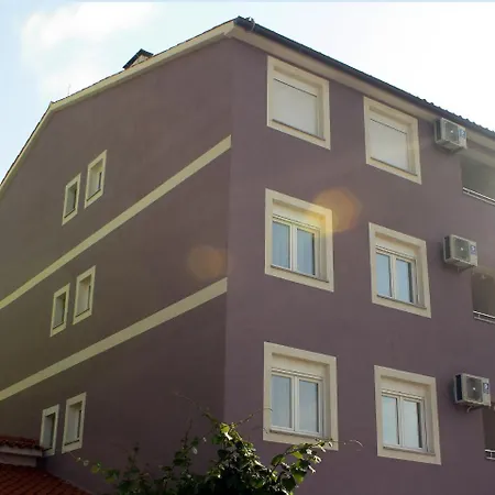 Apartment Jukan.4 Apartment *
